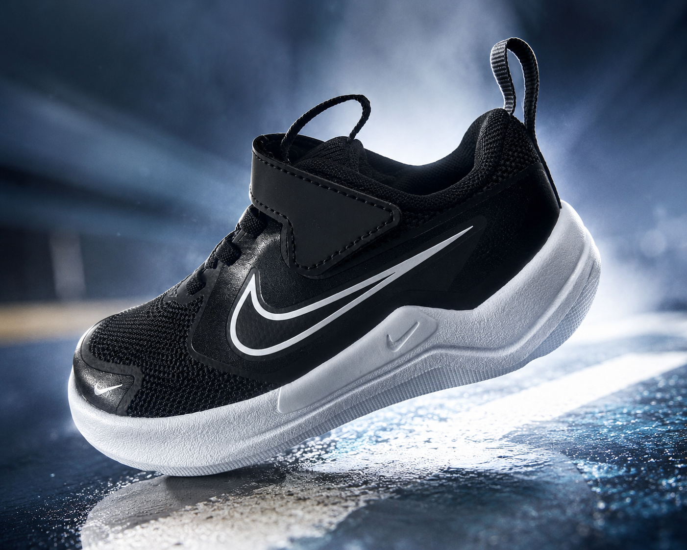 Nike Unisex Kids' Cosmic Runner Running Shoes - Boys Girls Toddlers & Baby Sneakers