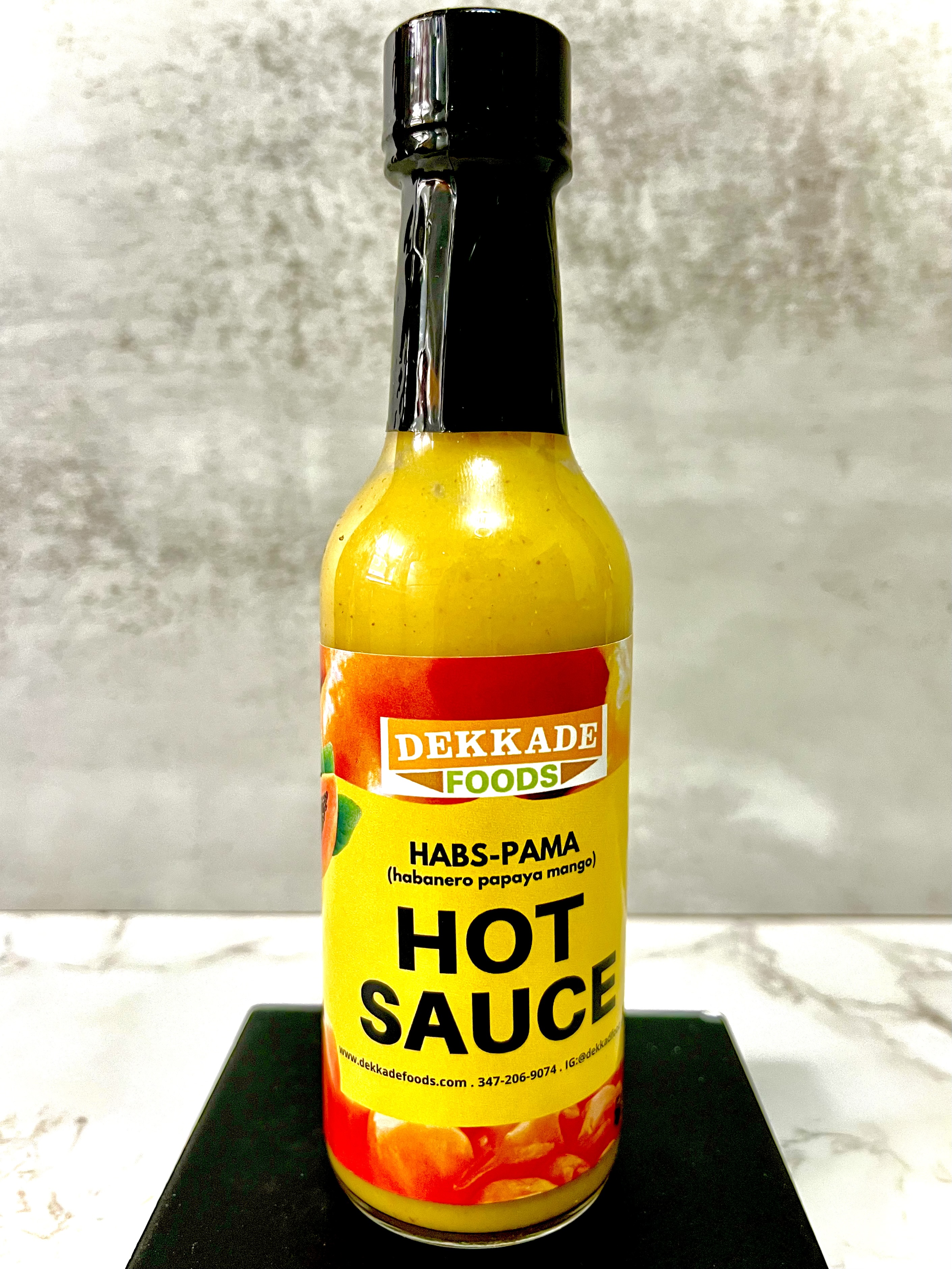 Dekkade Hot Sauce Package additional image